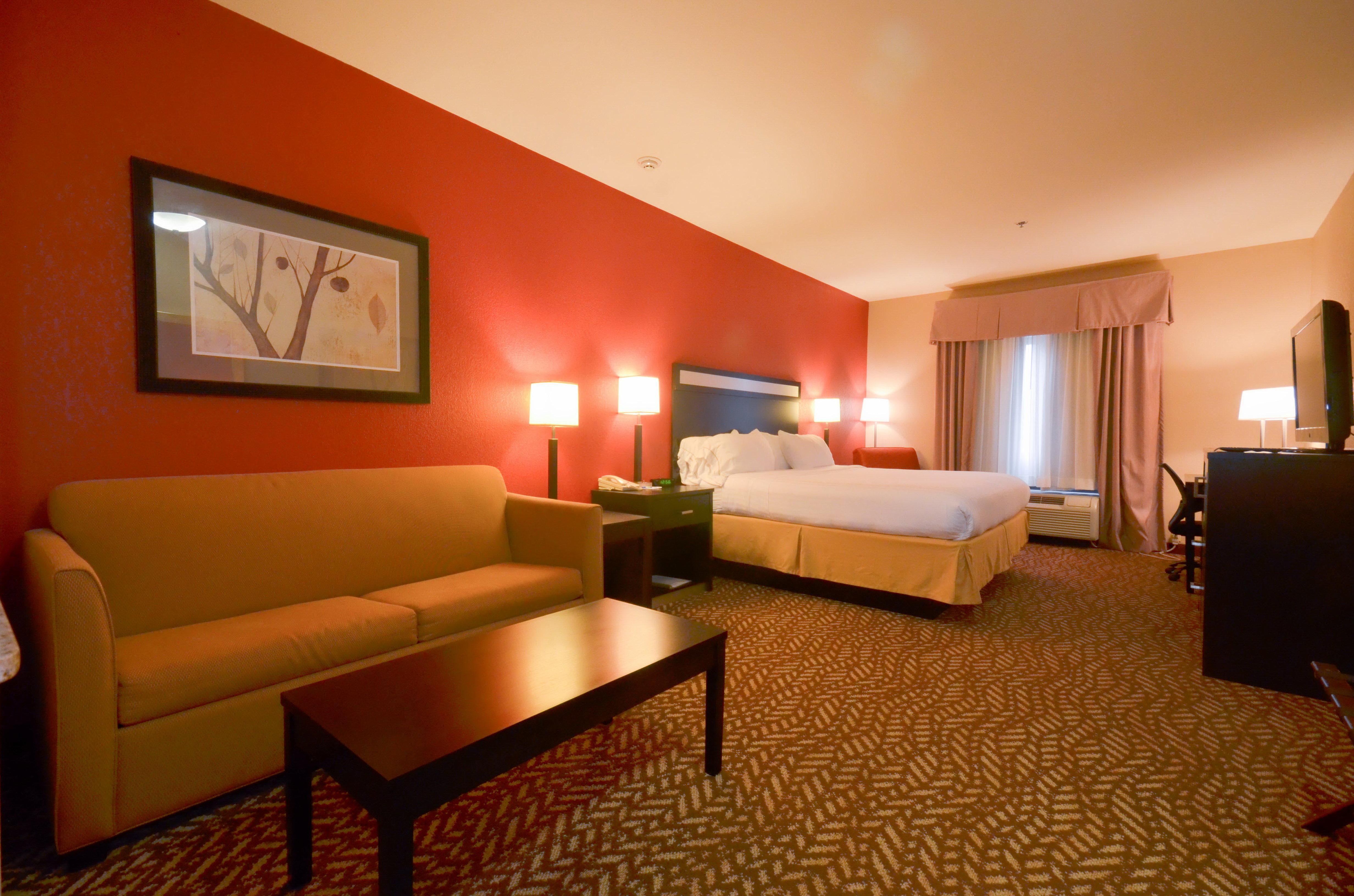 Holiday Inn Express & Suites Pine Bluff/Pines Mall By Ihg Dış mekan fotoğraf