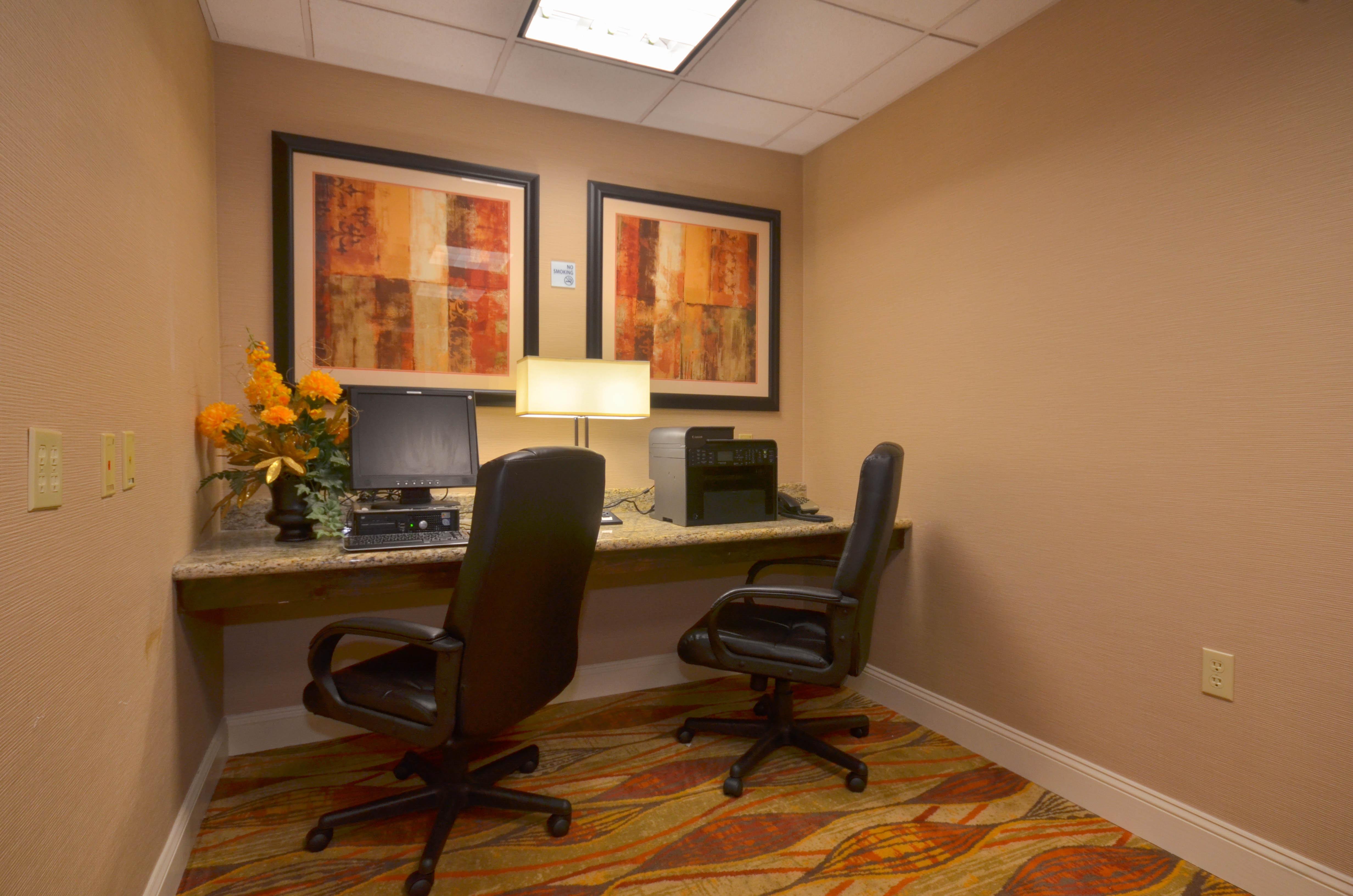 Holiday Inn Express & Suites Pine Bluff/Pines Mall By Ihg Dış mekan fotoğraf